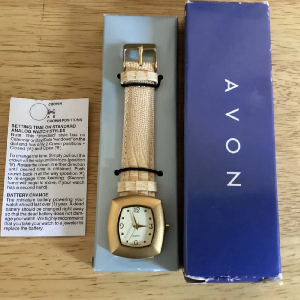 Avon vintage gold